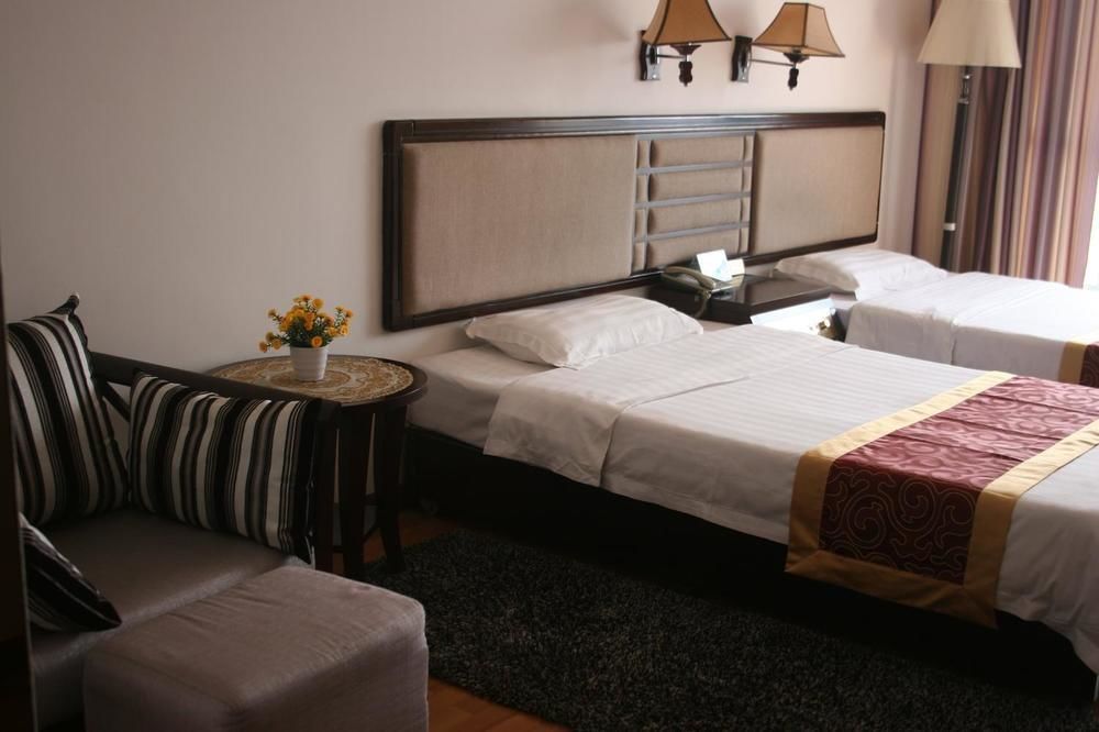 Green Bamboo Hotel Guilin Exterior photo