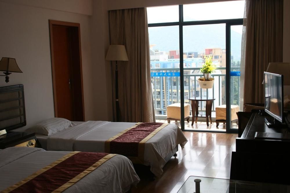 Green Bamboo Hotel Guilin Exterior photo