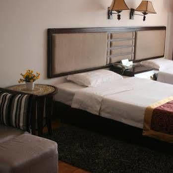 Green Bamboo Hotel Guilin Exterior photo